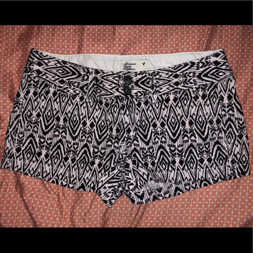 American Eagle women’s shorts
